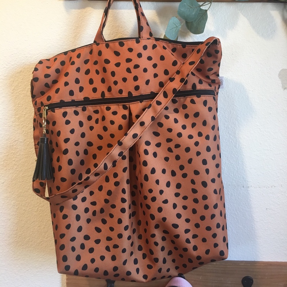 Meow Day-tripper by Logan & Lenora